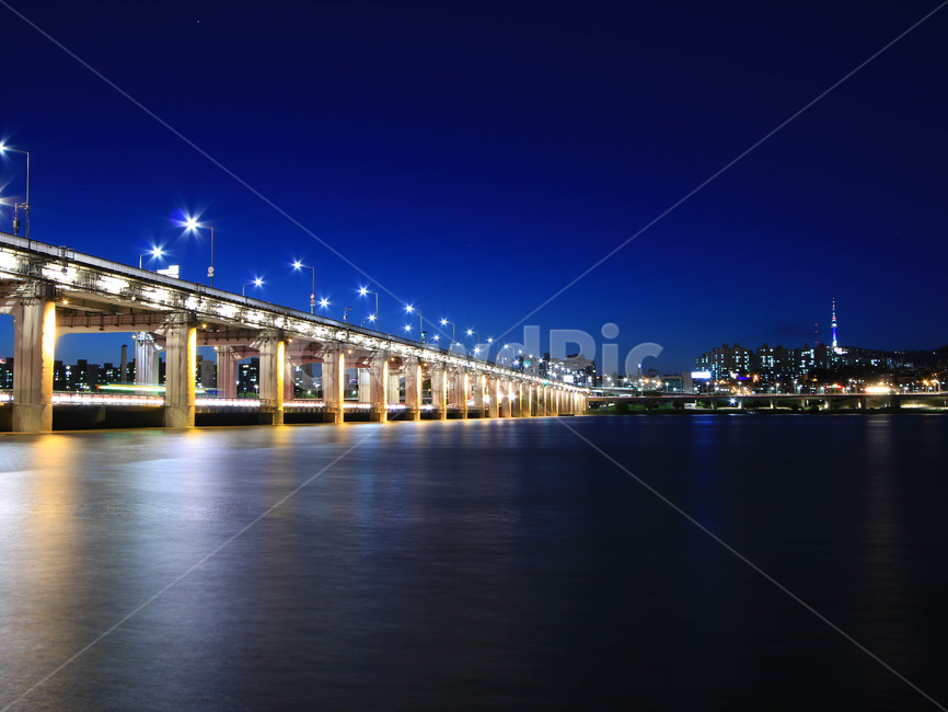 다리,bridge,한강,야경,반포대교,서울,도시,야경,밤,풍경,nightscape,night,landscape