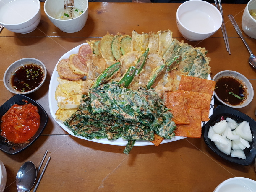 전,음식,김치전,막걸리,안주,음식,식재료,요리,food,cook,meal,dishes,food reserves,한식,한국음식,한국요리,korean food,korean dishes,korean meal,korean cook