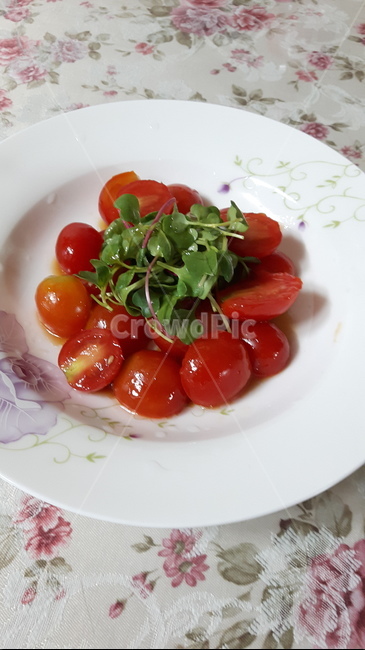 토마토,방울토마토,디저트,에피타이저,샐러드,음식,식재료,요리,food,cook,meal,dishes,food reserves,채소,야채,vegetables