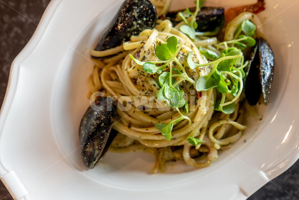바질페스토,파스타,스파게티,바질페스토파스타,pasta,basil,basilpestopasta,바질,홍합,바질페스토스파게티,음식,식재료,요리,food,cook,meal,dishes,food reserves,면류,면요리,noodles,양식,서양음식,서양요리,western food,western dishes,western meal,western cook