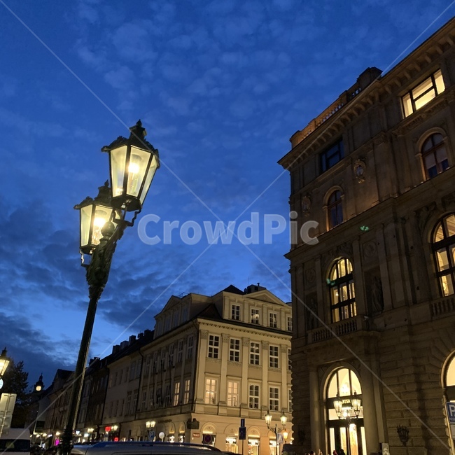 city,시티,building,건물,downtown,도시,도심,urban,어반,town,architecture,건축물,야경,밤,풍경,경치