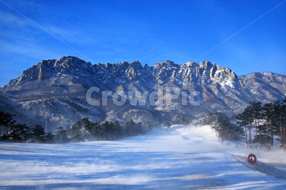 강원,고성,울산바위,울산바위설경,설경,mountain,산,nature,자연,outdoors,옥외,mountainrange,산맥,ice,빙,snow,눈,겨울,계절,winter,season,자연,풍경,nature,landscape