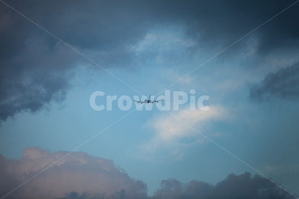 날씨,weather,자연,nature,cloudy,제트기,여객기,해외여행,대중교통,교통수단,국제선,공중,날다,꿈,여행,투어,국내여행,가이드북,탈것,비행,수송,엔진,날개,꼬리,몸체,기체,관광,여객,운송,빠른,높은,하늘,에어,구름,화창한,항공사,여행사,보잉,비즈니스,출장,출국,입국,이륙,착륙,공항,교통,transportation,aircraft,항공기,airplane,비행기,flying,나는,교통,교통수단,traffic,transportation
