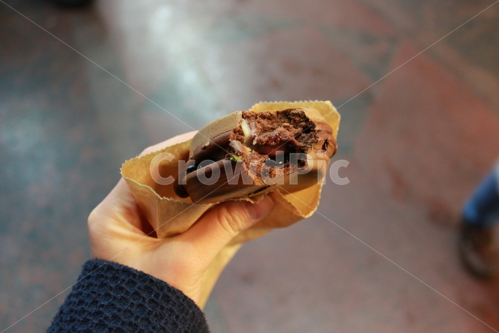 human,인간,person,사람,쿠키,디저트,과자,크림,음식,식재료,요리,food,cook,meal,dishes,food reserves