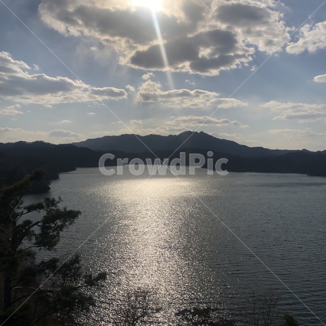 강,하늘,풍경,자연풍경,구름,자연,나무,햇살,감성,자연,풍경,nature,landscape,outdoors,옥외,water,물,light,빛,flare,플레어