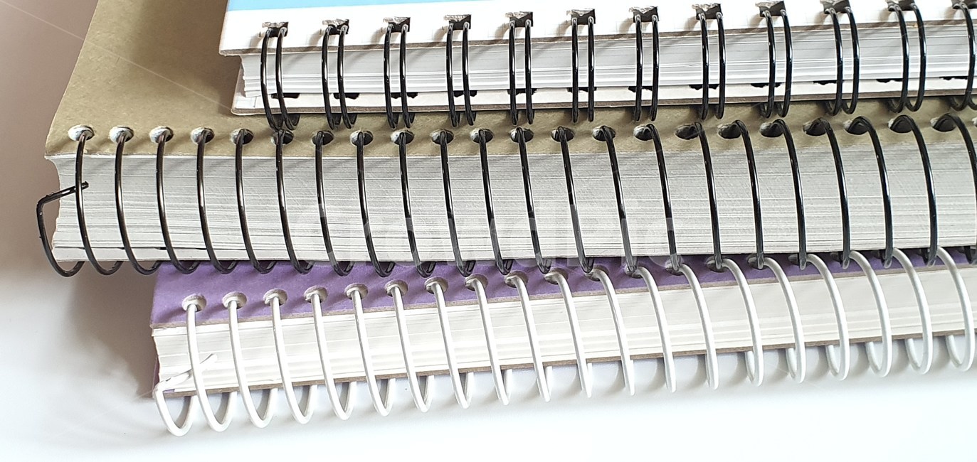 노트,스프링,스프링노트,연습장,공책,학용품,문구,문구용품,paper,spring,blank,page,business,notebook,sheet,white,document,background,spiral,pad,notepad,design,office,note,message,empty,space,isolated,reminder,binder,book,write,diary,texture,list,work,notice,plan