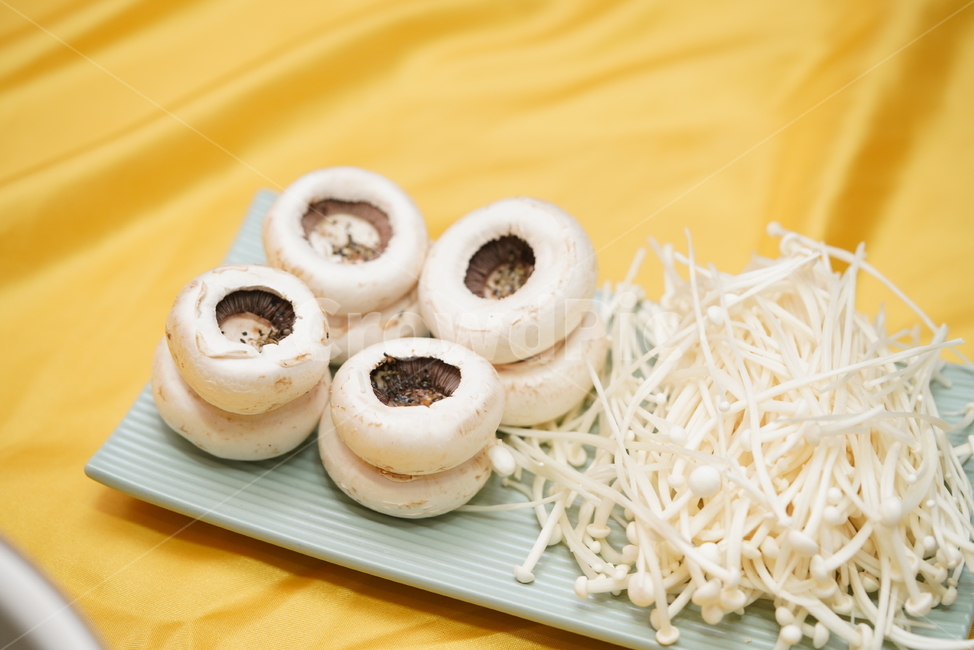 접시,그릇,유리,버섯,식물,음식,먹거리,반찬,food,plant