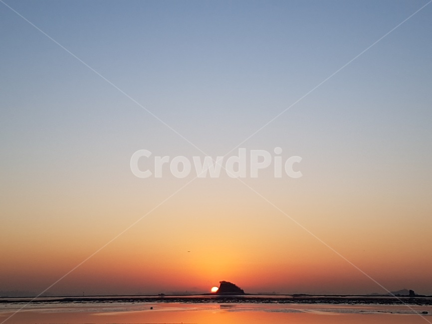 일줄,새해,해오름,바다,분위기,감성,mood,자연,풍경,nature,landscape,outdoors,옥외,dusk,황혼,sunset,일몰,sky,하늘,dawn,새벽,red sky,붉은 하늘