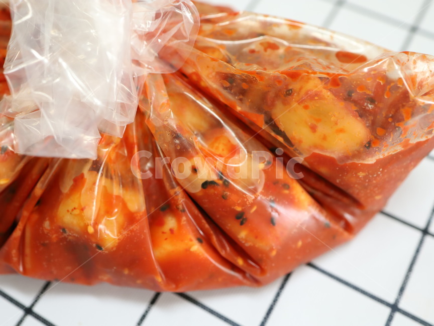 깍두기,무,김치,kimchi,김장,반찬,음식,food,매콤한,매운,음식,식재료,요리,food,cook,meal,dishes,food reserves