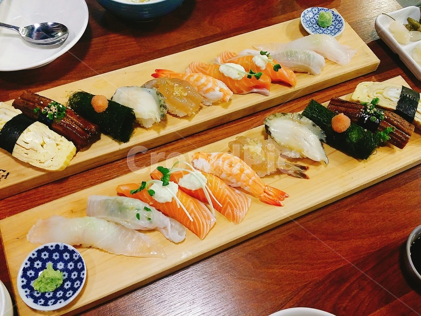 스시,sushi,초밥,연어,salmon,새우초밥,연어초밥,shrimp,전복,일식,일본음식,일본요리,Japanese food,Japanese dishes,Japanese meal,Japanese cook
