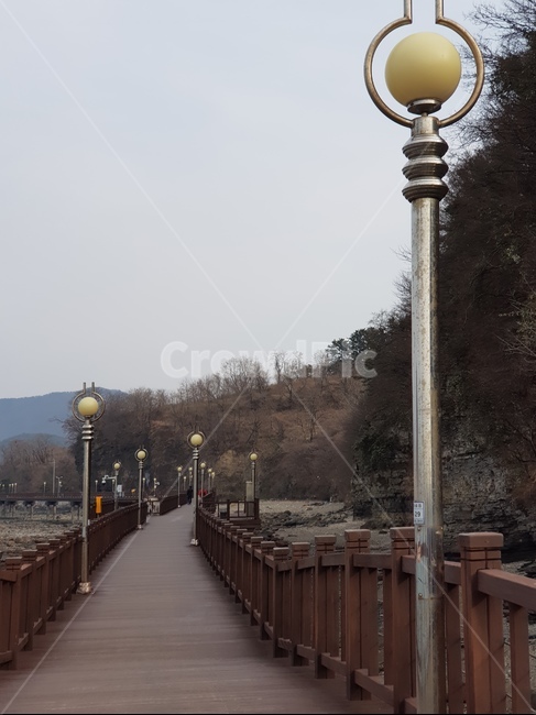 다리,등,난간,railing,handrail