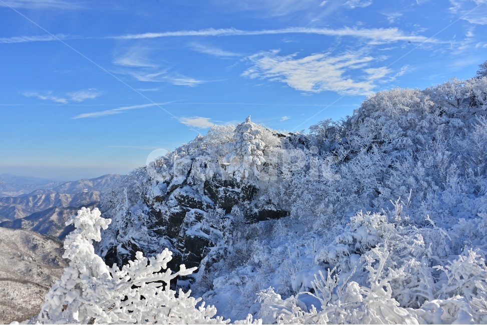 glacier,빙하,ice,빙,snow,nature,자연,landscape,경치,outdoors,옥외,향적봉,scenery,풍경,mountain,산,경관,무주,덕유산,설천봉,상제루,덕유산설경,상고대,눈,겨울,계절,중봉