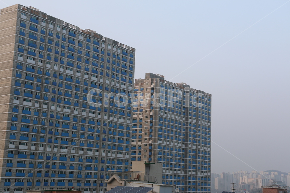공사,미세먼지,날씨,오염,건축,건설,스모그,퇴근,저녁,도시,풍경,city,landscape,한국도시풍경,한국도시경관,korea cityscape,건축물,건물외관,exterior,building,structure,architecture,construction,건물,office building,사무실 건물,시티,high rise,고층 건물,town,urban,어반,metropolis,중심지
