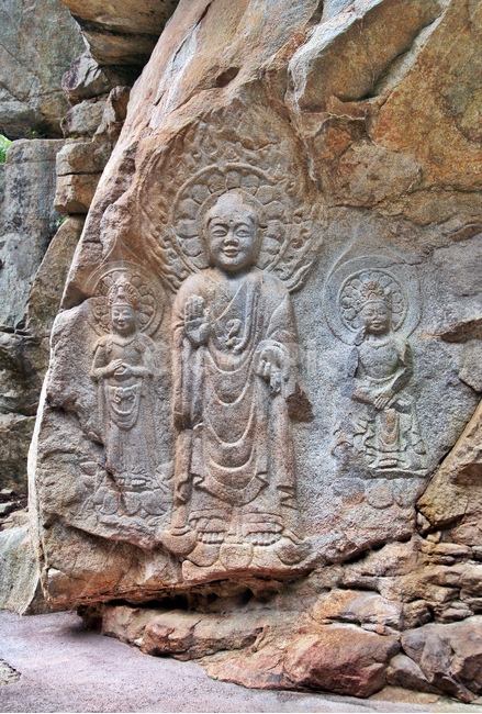 마애여래삼존상,서산,백제의미소,석가불,미륵보살,제화갈라보살,마애불,국보제84호,용현리,불교,기원,삼존불,조각상,동상,석상,조형물,statue,bronze statue,stone statue,종교,신앙,religion,belief,faith