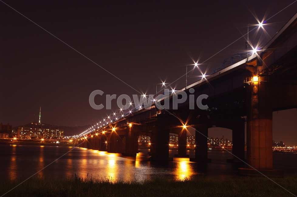 서울,한강,대교,야경,풍경,빛,조명,다리,야경,밤,풍경,nightscape,night,landscape,도시,city,한국도시풍경,한국도시경관,korea cityscape,bridge,building,건물