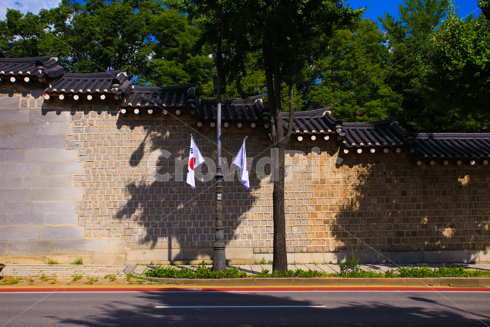 대한민국,전통,태극기,한옥,돌담,자연,풍경,랜드마크,한국전통,한국문화,korean traditional,korean culture,건축물,건물외관,exterior,building,structure,architecture,construction