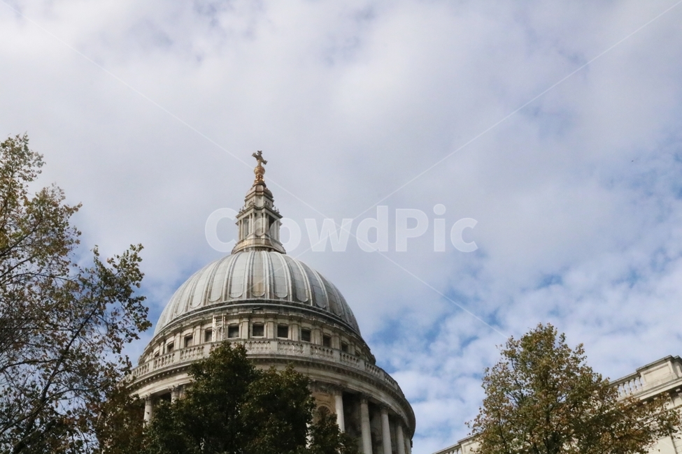 런던,영국,성당,세인트폴대성당,세인트폴성당,stpaulscatheral,풍경,랜드마크,해외,london,church,landmark,oversea,touristattraction,europe,unitedkingdom,하늘,sky,랜드마크,landmark,tourist attraction,해외,외국,세계,foreign,oversea,world,세계랜드마크,해외랜드마크,외국랜드마크,world landmark,world tourist attraction,건축물,건물외관,exterior,building,structure,architecture,construction,dome,둥근 천장,건물