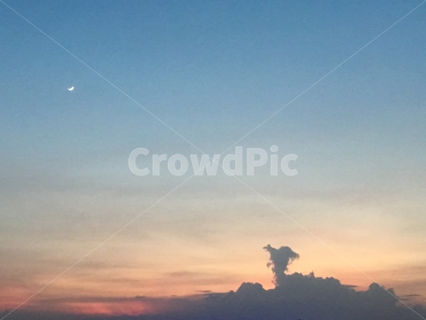 하늘,저녁하늘,노을,달,초승달,손톱달,구름,해질녘,sunset,moon,sky,crescent,cloud,gradation
