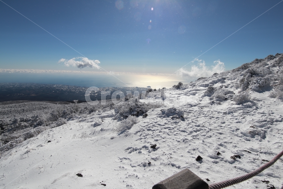 한라산,상고대,설산,겨울,겨울산행,눈꽃,진달래대피소,성판악,관음사,제주도,제주,백록담,겨울,계절,winter,season,자연,풍경,nature,landscape,한국자연풍경,한국자연경관,korea nature landscape,제주도,jeju,jeju island,outdoors,옥외