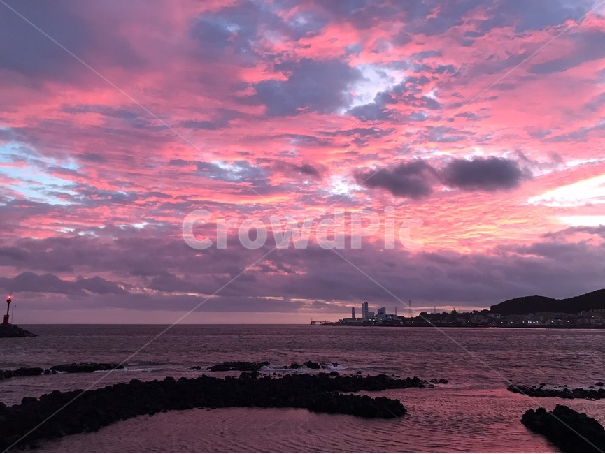 nature,자연,바다,제주,제주바다,노을,새벽,바닷가,바닷노을,구름,파도,석양,제주도,제주도바다,제주도바닷가,자연경관,자연,풍경,nature,landscape