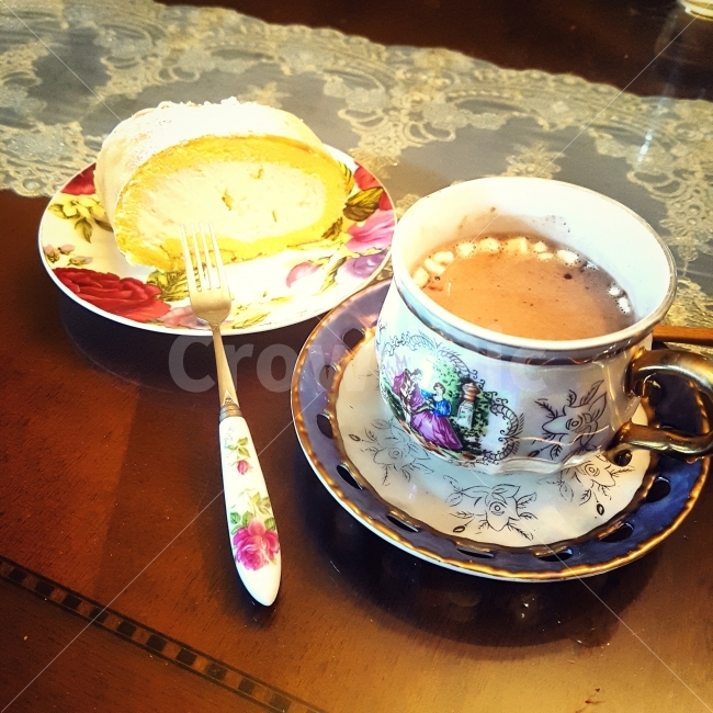 커피,핫초코,티타임,홈쿠킹,도지마롤,롤케이크,케이크,커피잔,애프터눈티,coffee,cake,마쉬멜로,음식,식재료,요리,food,cook,meal,dishes,food reserves,빵,bread,디저트,간식,후식,dessert,snack,커피,카페,coffee,cafe