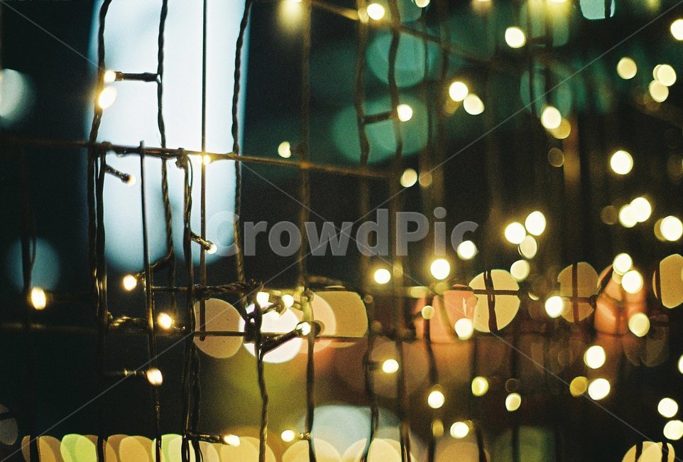 christmas,light,조명,전구,크리스마스,줄전구,겨울,winter,반짝반짝,shining,bulb,twinkle,야경,밤,풍경,nightscape,night,landscape,감성,sensible,feeling,lighting