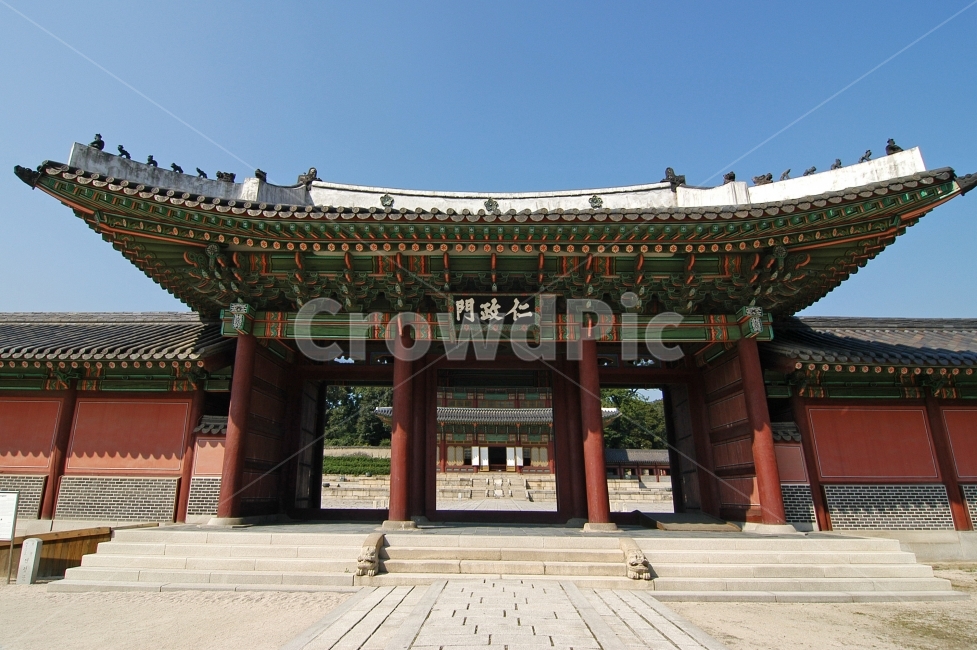 인정문,인정전,창덕궁,궁,고궁,궁궐,전통,한국,한국전통,전통건축,건축,건축물,전통건축물,문,서울,명소,명승지,관광지,여행,여행지,문화재,보물,한국전통,한국문화,korean traditional,korean culture,랜드마크,landmark,tourist attraction,한국랜드마크,한국관광지,한국명소,korea landmark,korea tourist attraction