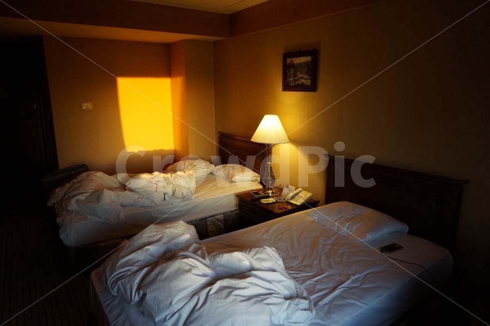 아침,호텔,조명,방,침대,Morning,Hotel,Lighting,Room,Bed,휴식,힐링,rest,relaxation,healing