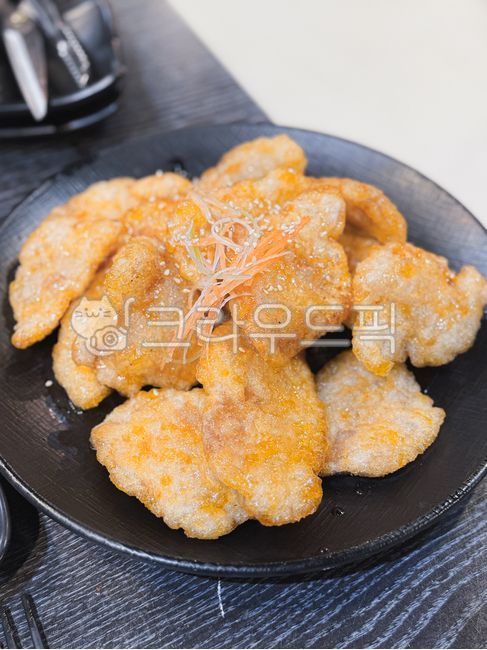 Guo Bao Rou,Guo Bo Rou,Chinese food,Chinese cuisine,sweet and sour pork,sweet and sour pork,ingredients,fried meat,fried food,food,cooking,Chinese food,food,cook,chinesefood,foodreserves,chinesemeal