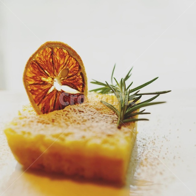 디저트,조각케이크,조각케익,타르트,귤가니쉬,후식,간식,dessert,음식,식재료,요리,food,cook,meal,dishes,food reserves,빵,bread,디저트,간식,후식,dessert,snack
