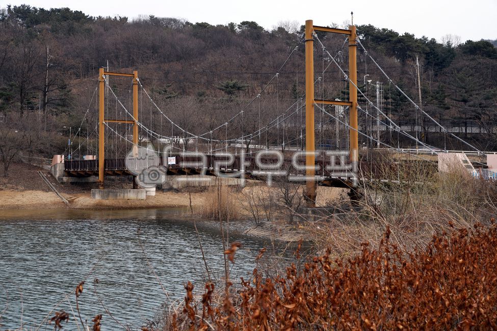 천수교,현수교,천호지,단대호수,안서호,저수지,호수