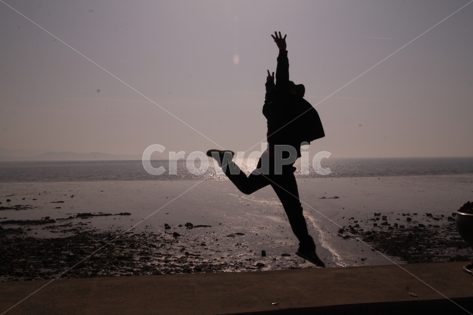 점프샷,실루엣,인물,점프,남자,jump,자연,풍경,nature,landscape,해변,바다,beach,sea,사람,인물,인간,human,person,인물실루엣,사람실루엣,character silhouette,human silhouette,여행,휴가,traveling,vacation,trip