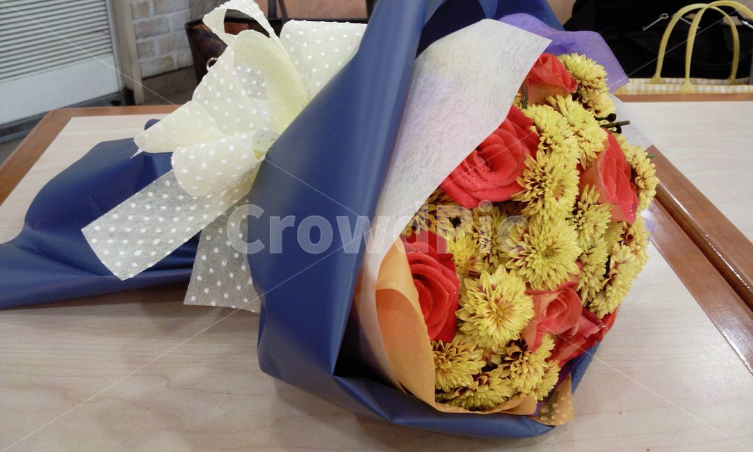 꽃,꽃다발,선물,장미,국화,꽃부케,꽃꽂이,식물,flowerbouquet,flower,flowerarrangement,blossom,plant
