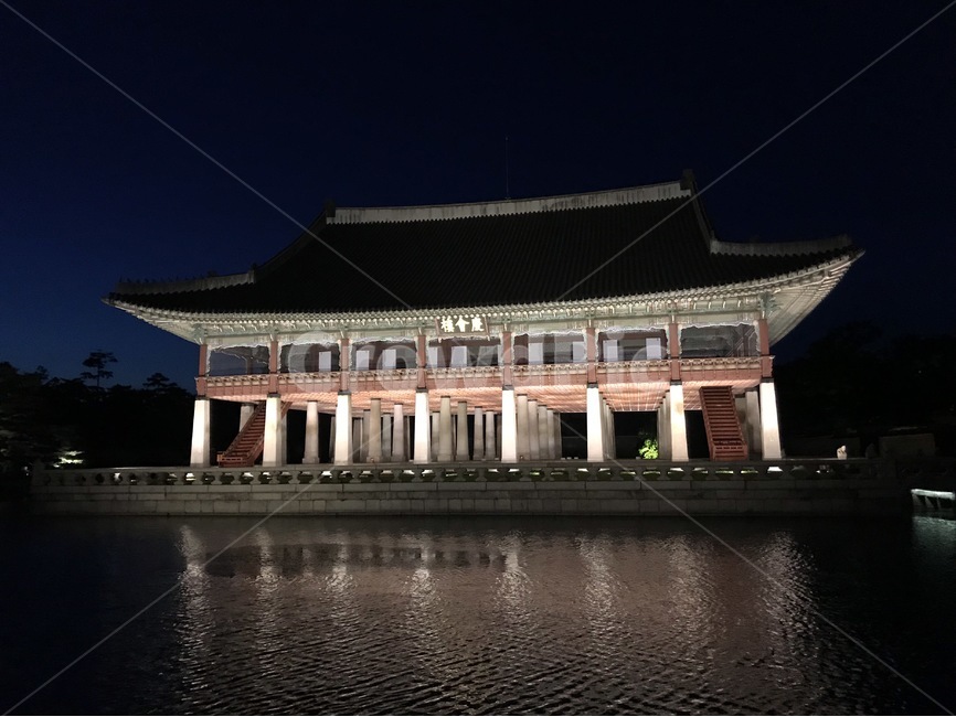 architecture,건축물,building,건물,광화문,서울,야경,밤,풍경,nightscape,night,landscape,랜드마크,landmark,tourist attraction,한국랜드마크,한국관광지,한국명소,korea landmark,korea tourist attraction,worship,예배,shrine,신사