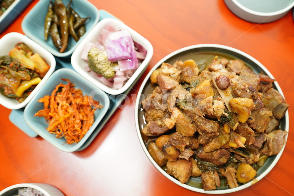 요리,음식,육식,갈비찜,찜요리,한식,먹거리,식사,고기,돼지,반찬,술안주