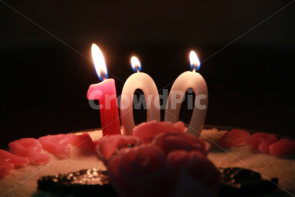 100일,케익,촛불,기념,떡케익,기념일,축하,anniversary,congratulation,celebrate,celebration,음식,식재료,요리,food,cook,meal,dishes,food reserves,빵,bread