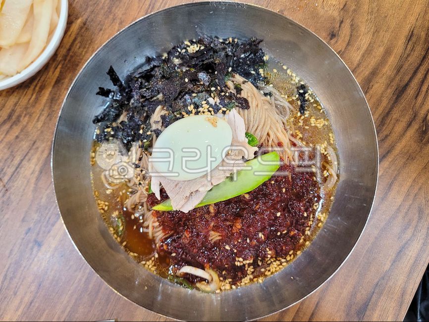 seasoning,Noodle,Buckwheat Food,Buckwheat,summer,Buckwheat Makguksu,Summer Food,Buckwheat Noodles,Food,Egg,Korean summer food,noodles,Makguksu,Boiled Pork,Seaweed Flour,Korean noodles,Korean summer noodles,Korean summer delicacies,Korean delicacies,sesame