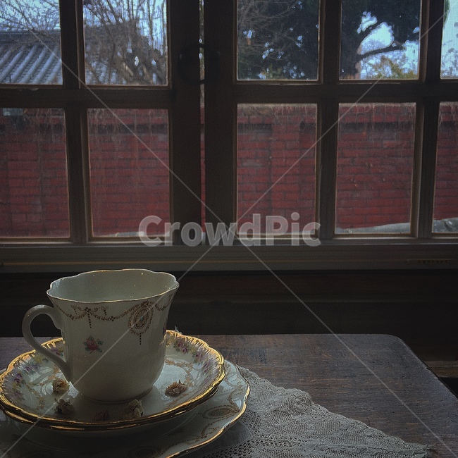 도기류,pottery,받침접시,saucer,차,찻잔,커피잔,창가,tee