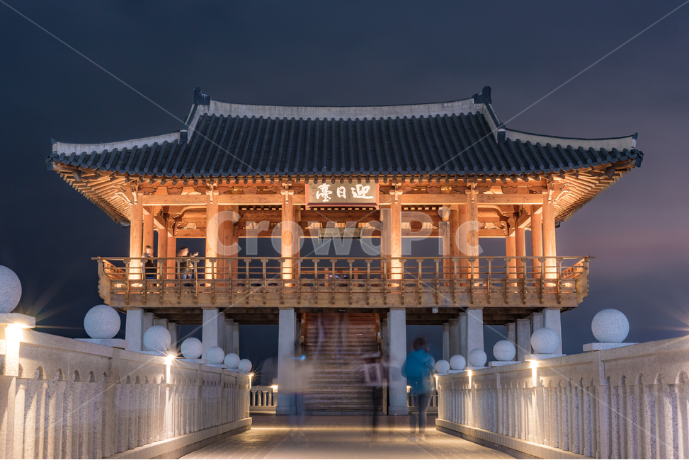 영일대,포항,풍경,야경,누각,야경,밤,풍경,nightscape,night,landscape,한국전통,한국문화,korean traditional,korean culture,랜드마크,landmark,tourist attraction,한국랜드마크,한국관광지,한국명소,korea landmark,korea tourist attraction,건축물,건물외관,exterior,building,structure,architecture,construction,건물,banister,난간,handrail
