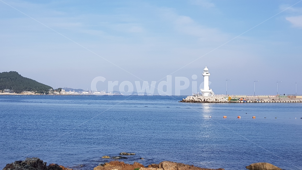 등대,lighthouse,하얀등대,바다,조용한바다,등대,lighthouse