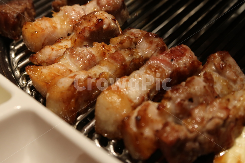 삼겹살,바베큐,돼지고기,구이,음식,음식,식재료,요리,food,cook,meal,dishes,food reserves