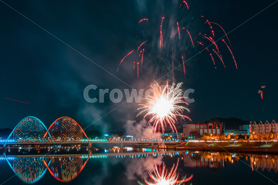 불꽃놀이,불꽃,야경,엑스포다리,갑천,밤,fireworks,야경,밤,풍경,nightscape,night,landscape,축제,행사,festival,carnival,event,nature,자연,outdoors,옥외