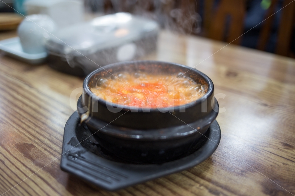 순두부,점심시간,점심식사,순두부백반,해장음식,음식,식재료,요리,food,cook,meal,dishes,food reserves,한식,한국음식,한국요리,korean food,korean dishes,korean meal,korean cook
