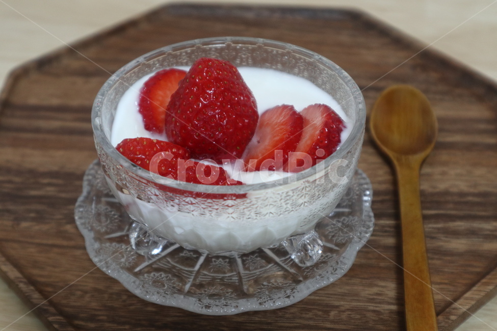 그릇,플레이팅,플레이트,다이어트,숟가락,spoon,dessert,디저트,food,음식,나무,나무접시,나무숟가락,디저트,간식,후식,dessert,snack
