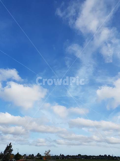 하늘,구름,sky,cloud,맑은,clear,fine,좋은,날씨,weather,쾌청,청명,솜,솜사탕,부드러운,밝은,cotton,cottoncandy,soft,bright,자연,nature,풍광,풍경,landscape,scenery,배경,wallpaper,바탕화면,background,프레임,frame,비행운,평원,plain,비행,flight,흔적,trail,희망,hope,자연,풍경,nature,landscape,outdoors,옥외,azure sky,푸른 하늘