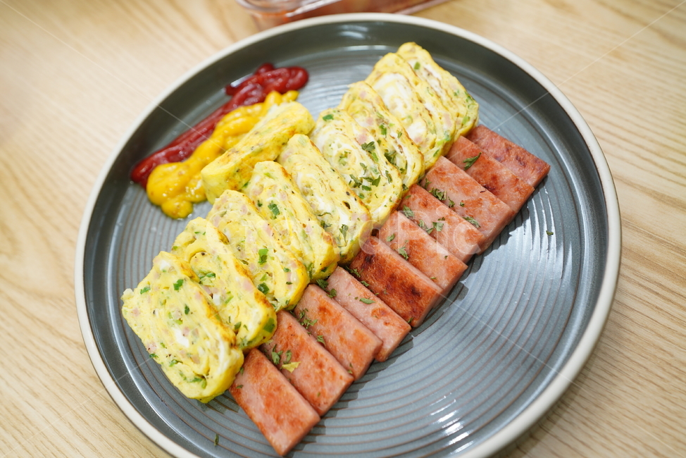 집밥,한식,계란말이,스팸,햄,접시,음식,식사,먹방,반찬,안주,컬러,노랑,요리,간식,음식,식재료,요리,food,cook,meal,dishes,food reserves