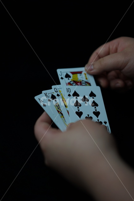 포커,원카드,카드놀이,카드게임,도박,플레잉카드,트럼프카드,playingcard,trumpcard,poker,손가락,사람,인물,인간,human,person,신체일부,몸,body,게임,오락,놀이,game,play