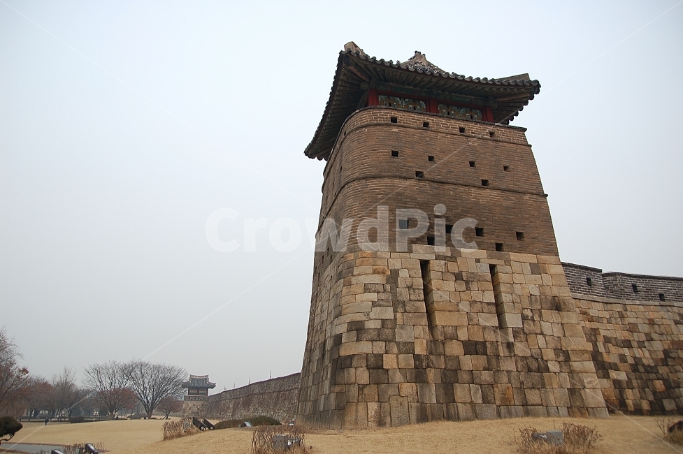 수원,수원화성,유네스코,유네스코문화유산,문화재,한국,코리아,전통,성곽,한국전통,한국문화,korean traditional,korean culture,랜드마크,landmark,tourist attraction,한국랜드마크,한국관광지,한국명소,korea landmark,korea tourist attraction,건축물,건물외관,exterior,building,structure,architecture,construction