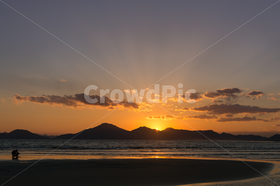 자연,바다,하늘,구름,파도,일몰,모래,nature,sea,beach,sky,clould,sunset,sand,자연,풍경,nature,landscape,해변,바다,beach,sea,sunlight,햇빛,outdoors,옥외,red sky,붉은 하늘,dusk,황혼,dawn,새벽