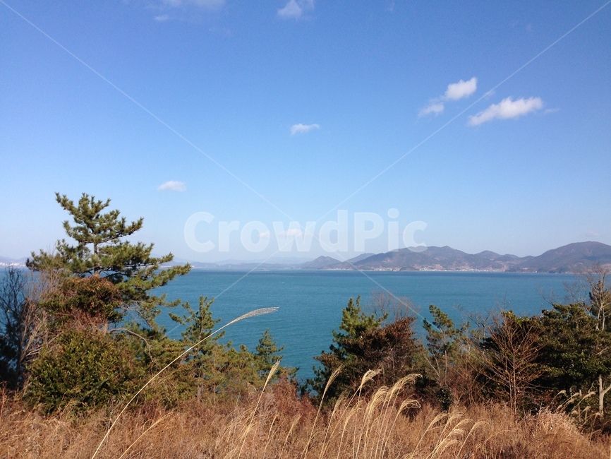 바다,풍경,산,하늘,구름,색감,파랑,전경